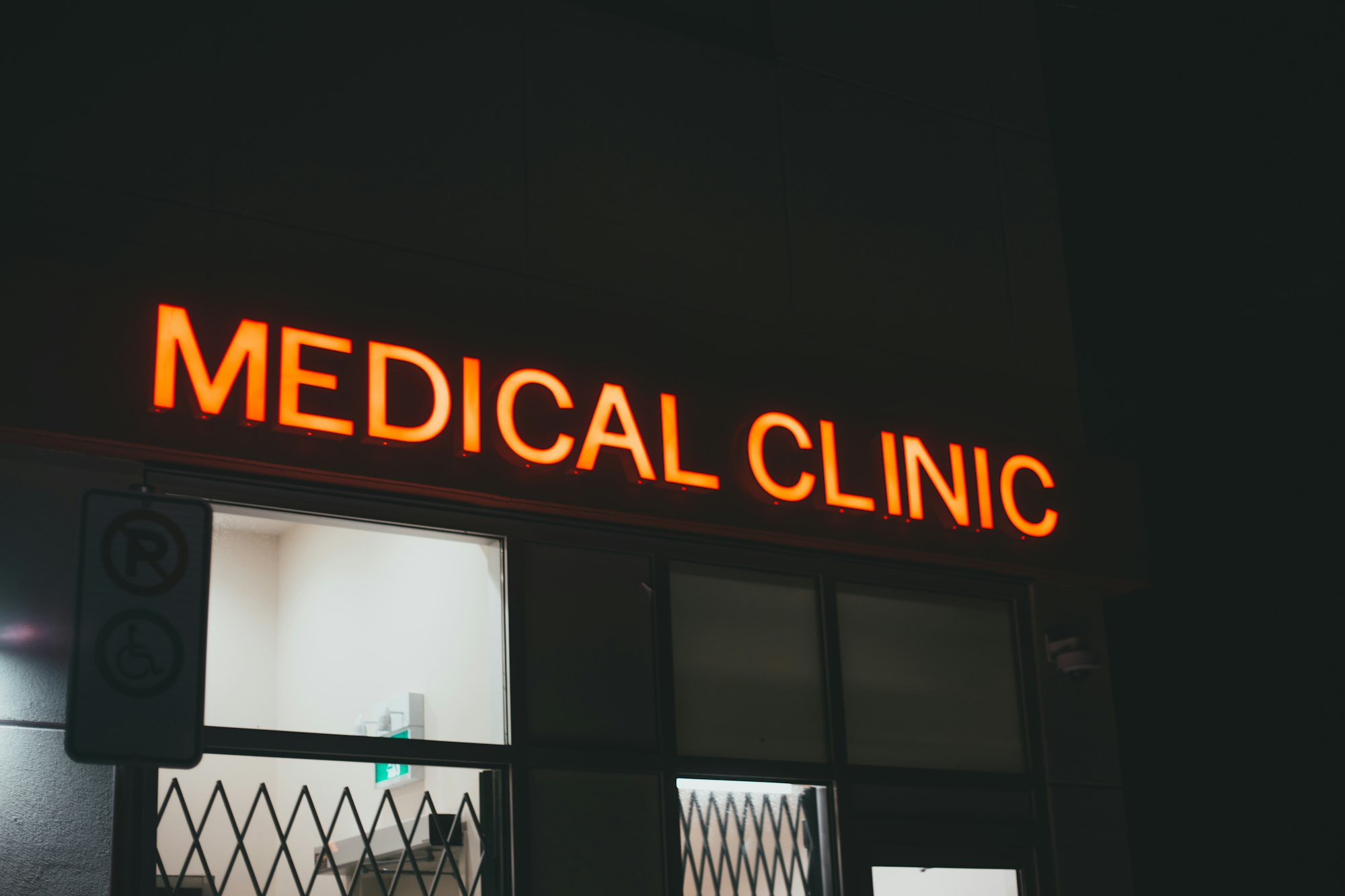 Why I Recommend Keeping AI Out of the Hospital Care?